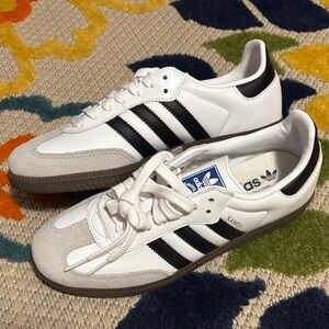 Adidas Samba White and Black Sneakers men’s 6.5